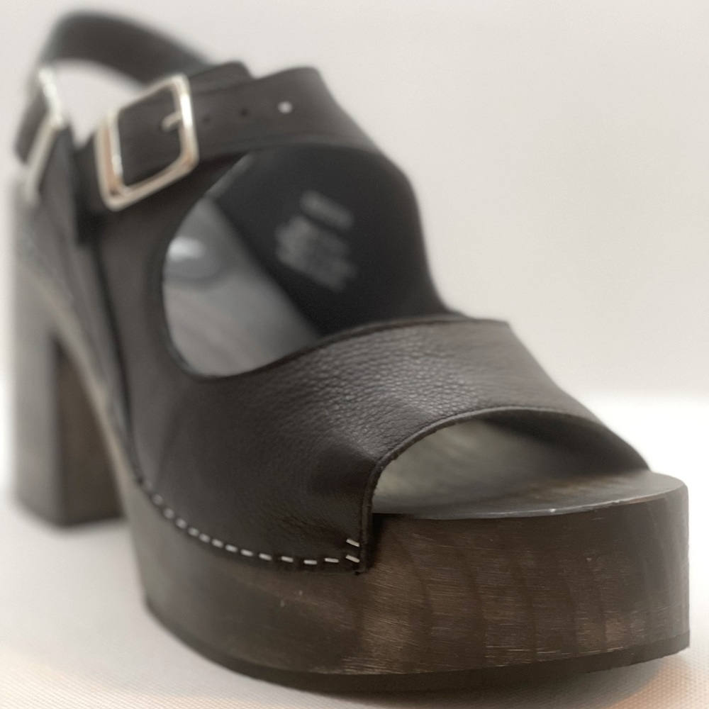 Free people Belems Clogs NIB
